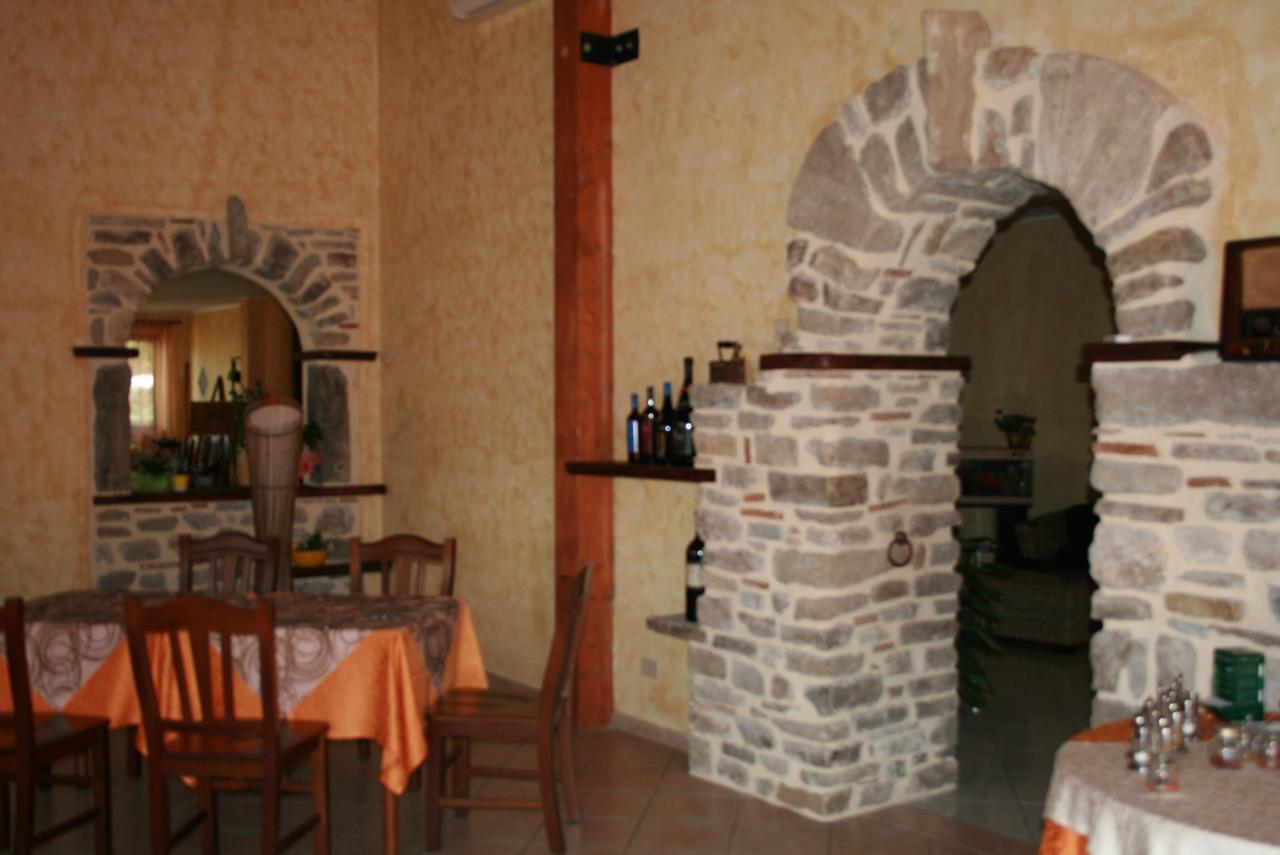 Nido Delle Rondini Hotel Ristorante Pizzeria Fallo Exterior photo
